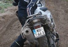 Podnoszenie moto po glebie