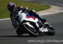 Andrzej Pawelec na BMW S1000RR