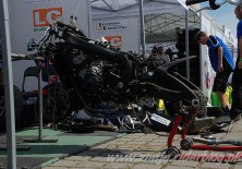 Motocykl po wypadku na torze