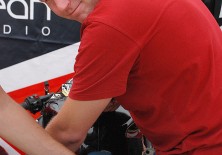 Pod namiotem GM Racing Team