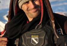 Cygan prezentuje klate