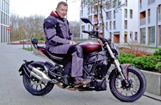 Benelli 502 C test motocykla Ma wyglad premium jezdzi znakomicie kosztuje 27 990 zl Gdzie haczyk