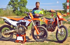 Motocykle KTM motocross i enduro 2023 Nowe modele co sie zmienilo roznice do Husqvarny i GASGAS