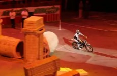 Christophe Bruand i backflip na elektrycznej trialowce EM 57