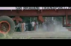 Hinduskie kino akcji - na koniu pod tirem