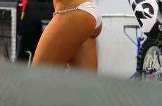 Laska z TransWorld Motocross promuje sport motocyklowy