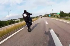 Ride All Day - stunt na supermoto
