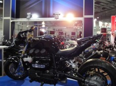 triumph rocket 3 iii custom targi motocykli 2012