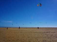 Tarifa---kite-surfing