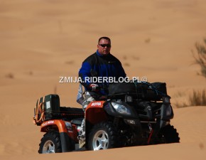 Jarek Dymek pustynia i quady