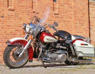 Harley Davidson FLH Shovelhead sciana z