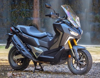 Sym ADX TG 400 statyka z