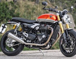 Triumph Speed Twin 1200 RS statycznie z