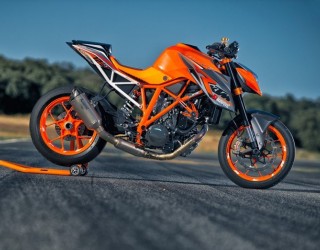 Torowy Super Duke 1290 R MY 2013 z