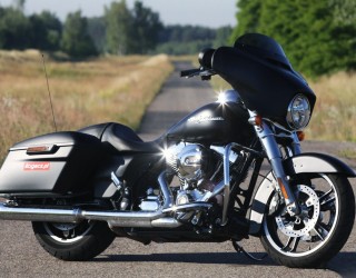 HD Street Glide 2014 droga z