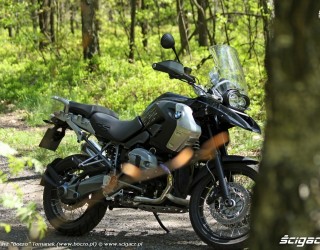 BMW R1200GS w tle