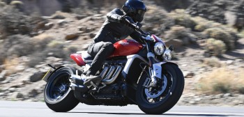 Triumph Rocket III model 2020 - Video i test motocykla