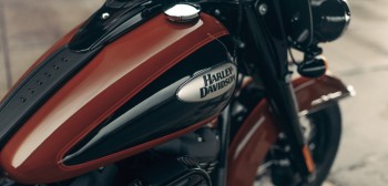 Harley-Davidson Hydra-Glide powraca i pojawi się w kolekcji Icons. Co wiemy o nadchodzącej nowości z Milwaukee?