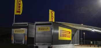 World Superbike w Barcelonie. Pirelli przywiezie a dwie nowe opony, ktre zawodnicy ju mogli przetestowa