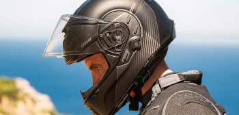 Kask motocyklowy Cardo z aktywn redukcjszumw. Sprawdzamy, jak to dziaa!