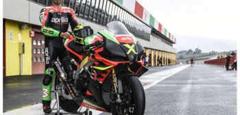 Max Biaggi wbija szpil� Ducati. 