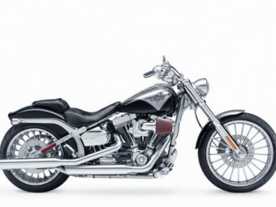 Harley-Davidson-CVO-Breakout 18890 1