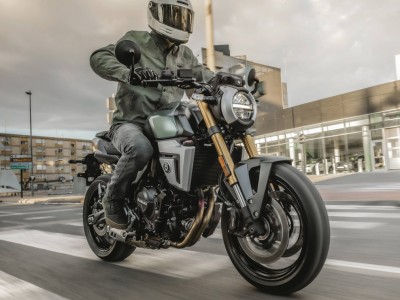 Suzuki-GSX-8T 19780 1