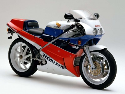 Honda RC 30