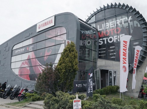 Jak wygląda Liberty Moto Store Warszawa Połczyńska 120C?