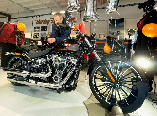 Harley-Davidson Breakout 117. Zdjęcia z premiery w Twin Peaks