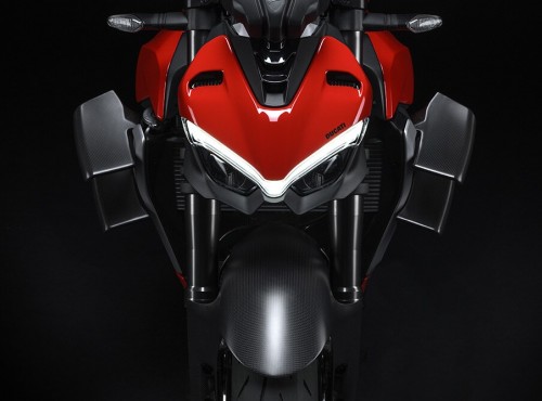 Akcesoria do motocykla Ducati Streetfighter V2 już dostępne. Dużo włókna węglowego