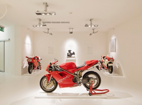 Ducati i Lamborghini ze specjalną ofertą muzeów włoskich marek. Zobacz więcej za mniej