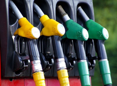 Jaka cena paliwa na majwk? Analitycy ju znaj odpowied 