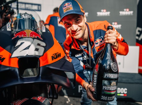 Sprint MotoGP w Jerez: Dani Pedrosa awansuje na podium. Wysyp kar za zbyt niskie cinienie w oponach