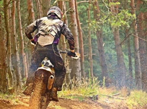 Wjazd motocyklem do lasu to bardzo zy pomys. Od poniedziaku rusza zmasowana akcja piciu sub