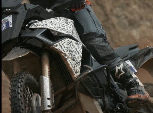 Motocykl KTM z pautomatyczn skrzynibiegw zajawiony na filmie. Prototyp pojawi si na Erzbergrodeo