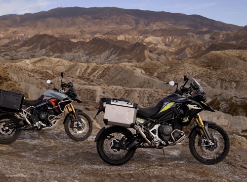 Motocykle Triumph Tiger 900 i Tiger 1200 w specjalnych wydaniach. Alpine i Desert Edition powracaj