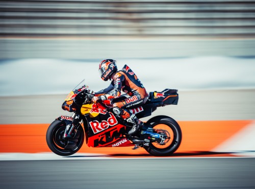 KTM nie zamierza sprzedawa projektu MotoGP. 
