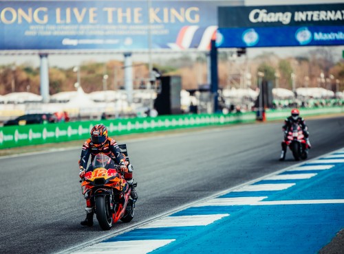 Tor MotoGP zosta przeksztacony w orodek dla uchodcw. Grand Prix Tajlandii zagroone