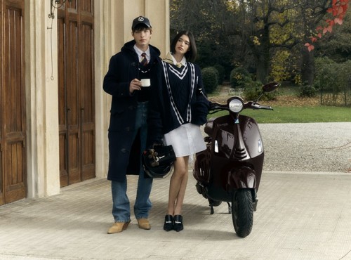 Vespa 946 Horse - zodiakalna edycja wyj�tkowego skutera. Wchodzimy w Rok Ognistego Konia