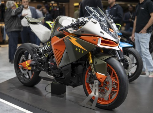 Umowa o wolnym handlu pomi�dzy UE i Indiami. Co oznacza dla producent�w motocykli?