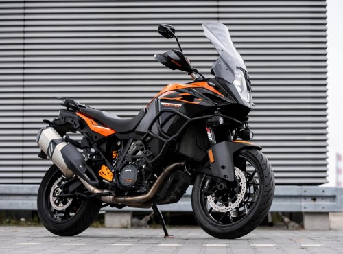 Motocykl KTM 1090 Adventure Rafa�a Betnarskiego na sprzeda�. Od poszukiwacza przyg�d dla poszukiwaczy przyg�d