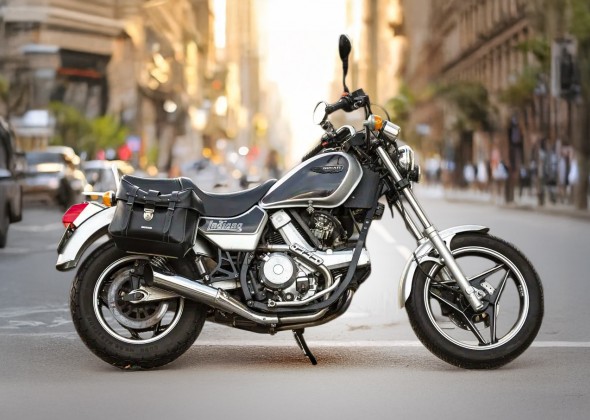 Ducati Indiana. Pod wzgl�dem pr�dko�ci, hamowania i prowadzenia bi� wszystkich