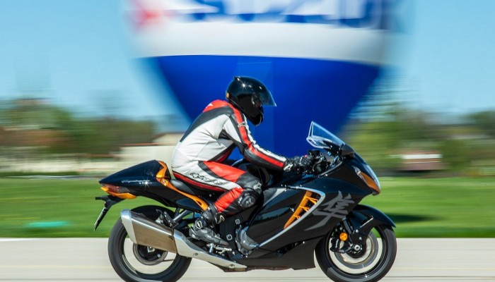 Suzuki Hayabusa 2021 - test motocykla