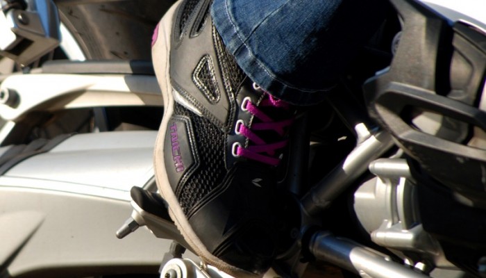 RS Taichi Delta Riding - wiatr w butach?