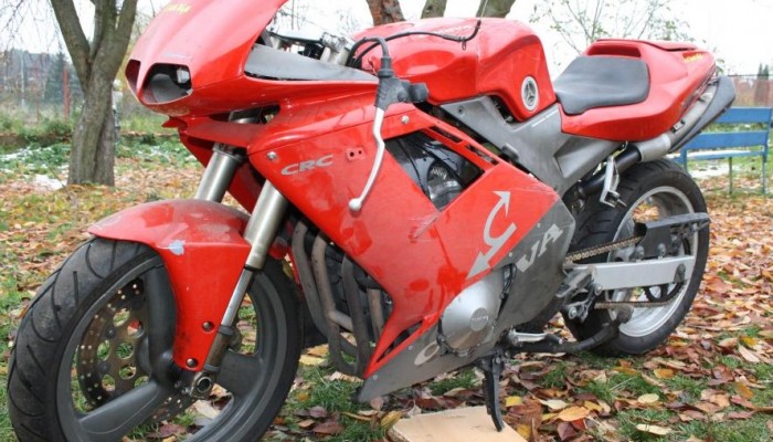 Suzuki GSX600F przerobiony na Ducati - Polak potrafi