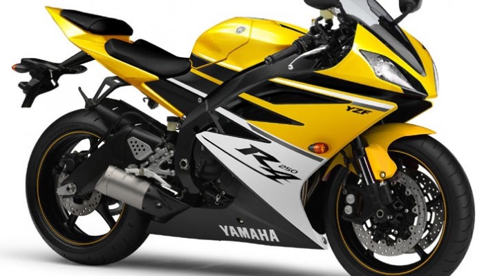 Yamaha YZF-R250 na 2013?