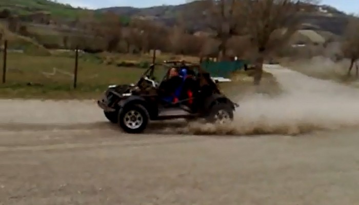Buggy z dwoma silnikami Yamahy R1