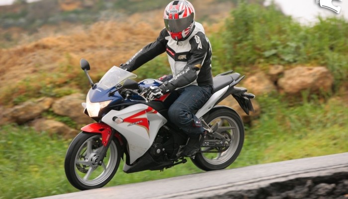 Honda 250 Supermoto? 250 naked?