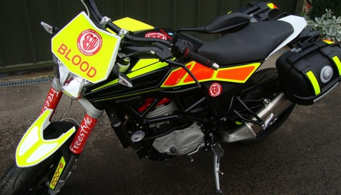 Husqvarna Nuda 900R do transportu krwi